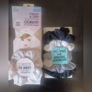 Twist & Dry Hair Towel and Scunci Scrunchie Set - Black and White